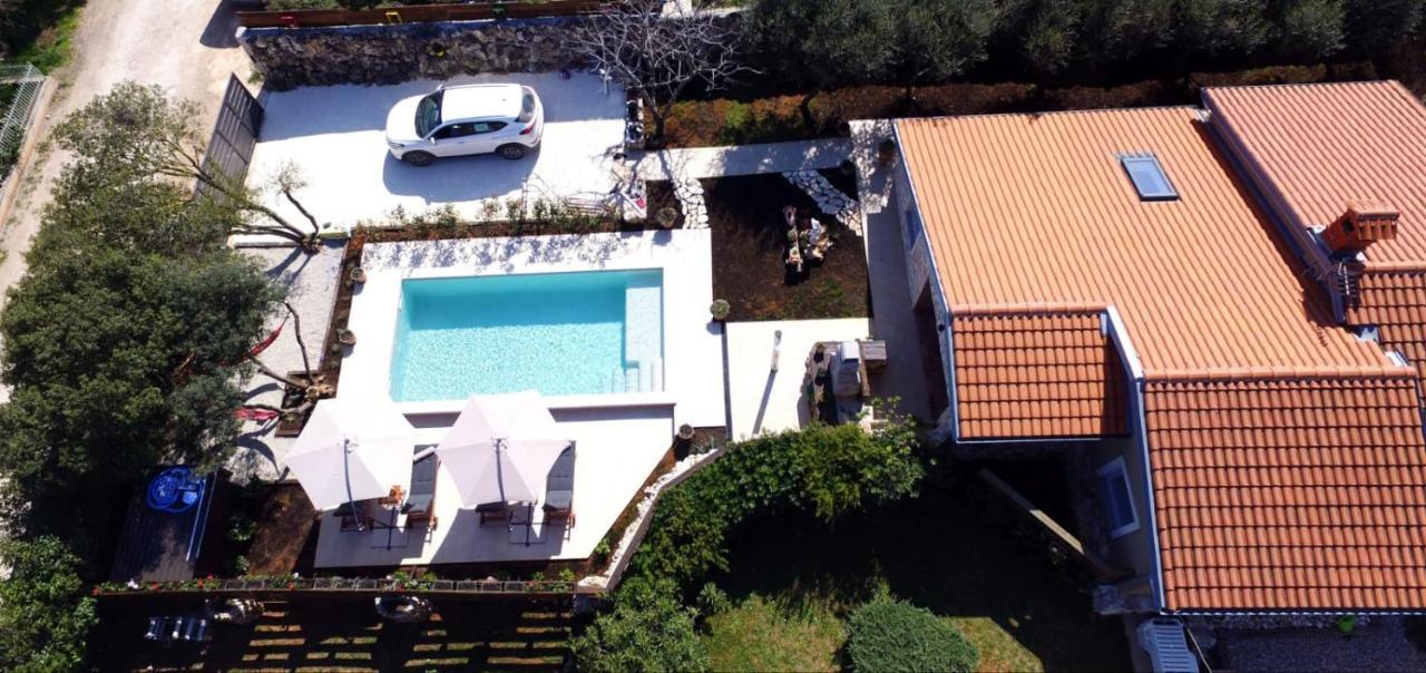 Haus Vita Pula Buitenkant foto